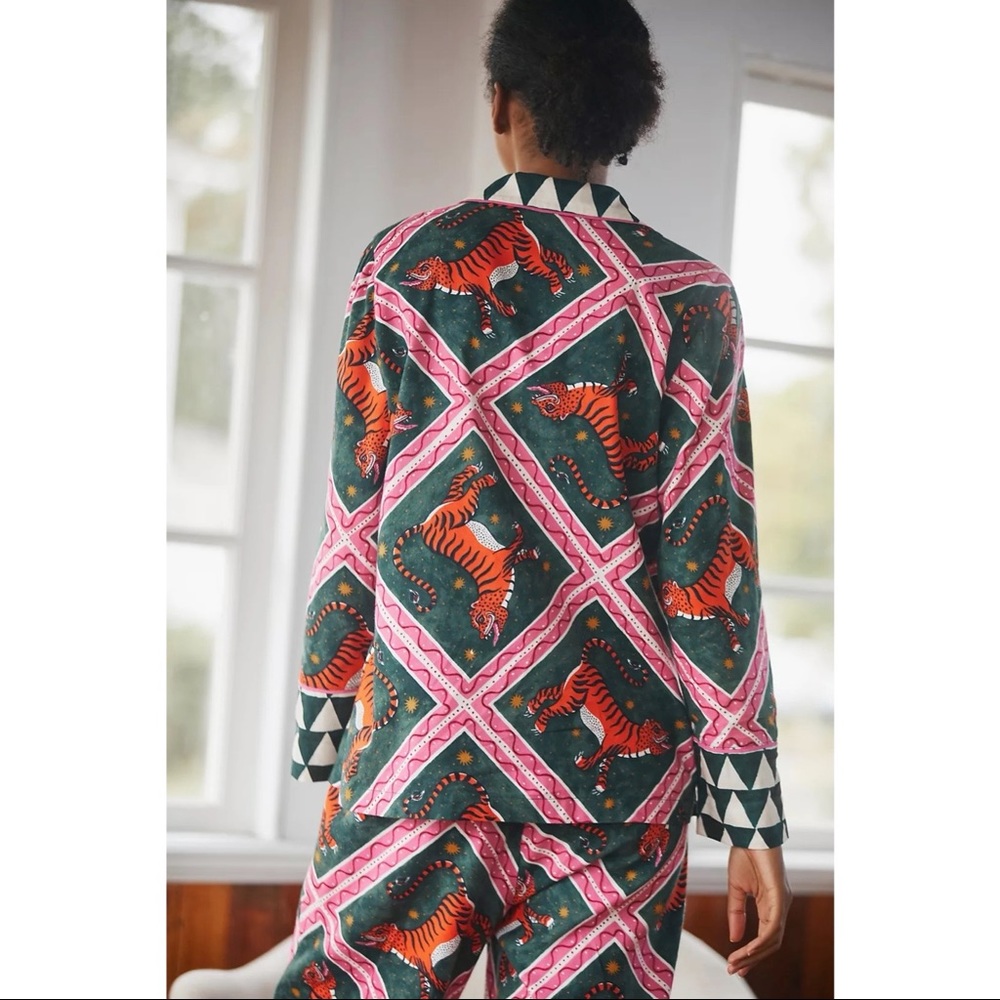 ANTHROPOLOGIE Corinne Lent Tigress Flannel Pajama Top Lounge Button Front M NWT - Picture 8 of 9